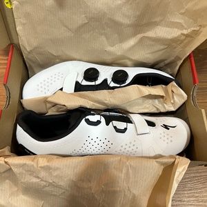 NEW Specialized Torch 3.0 Road Bike Shoes Mens Size 45 / 11.5 White & Black